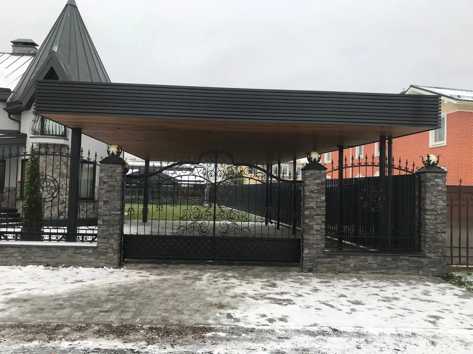 Навес из металла плотный - вид 6